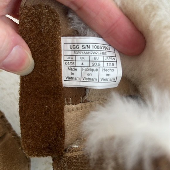 UGG baby boots brown size 4/5 - Picture 8 of 9